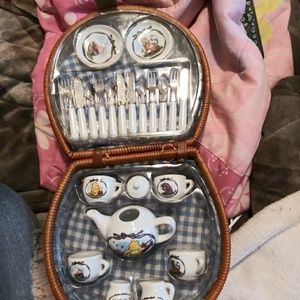 Winnie the pooh picnic basket disney